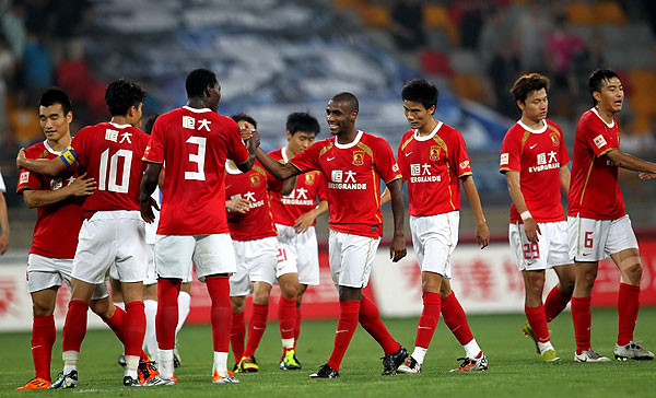 米体：国米为36岁索默寻找接班人，维卡里奥成为首选（米体：国米为36岁索默物色接班人，维卡里奥成头号目标）