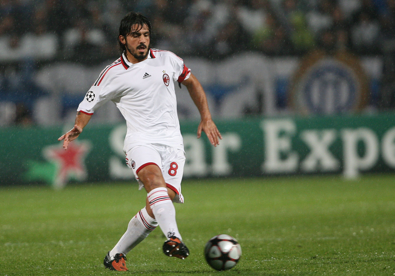 快船官方伤病报告显示保罗今天缺阵，原因是未随队