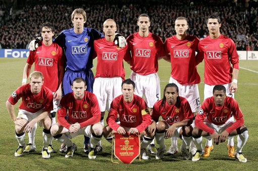 官方：切尔西签下19岁后卫哈托，转会费4418万欧签约至2032年