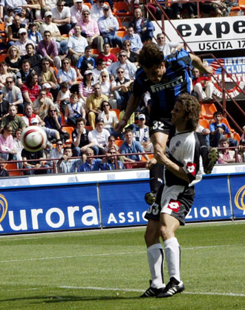 CBA杯八强出炉！沪粤巅峰对决 京辽疆爆冷出局！黑马全胜晋级