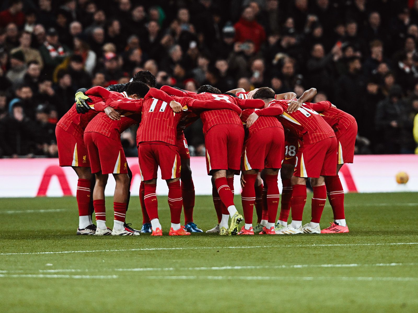 埃贝尔：孔帕尼是我最棒的签约之一，他对足球有清晰的思路（埃贝尔盛赞孔帕尼：最成功的签约之一，足球理念清晰）