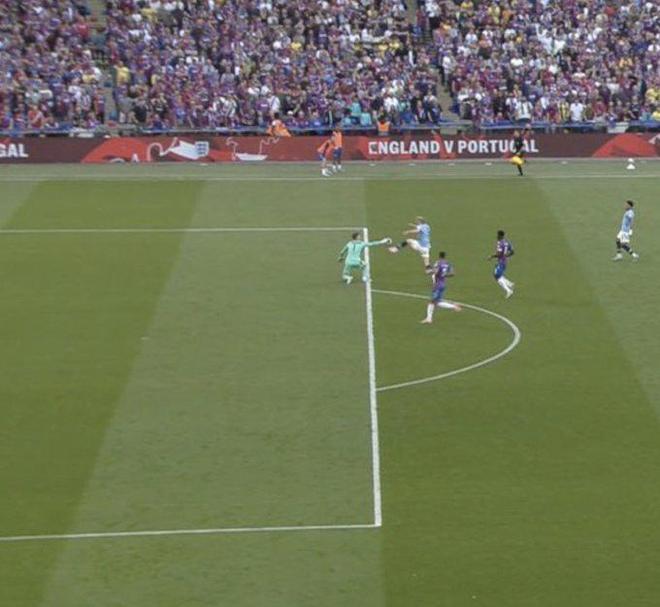 意甲半场：贝里沙造险斯图利奇失良机，克雷莫纳暂0-0莱切