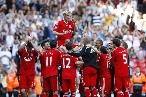 每体：巴萨仍未对莱万做决定，在关注小蜘蛛、凯恩、吉拉西等