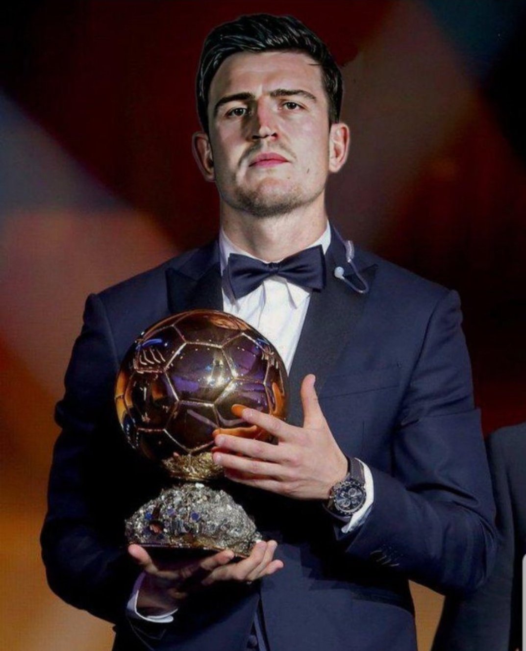 2025／26赛季英超：纽卡斯尔联4-1完胜埃弗顿，打破客场不胜魔咒（2025／26英超：纽卡斯尔联4比1击败埃弗顿，客场不胜纪录作古）