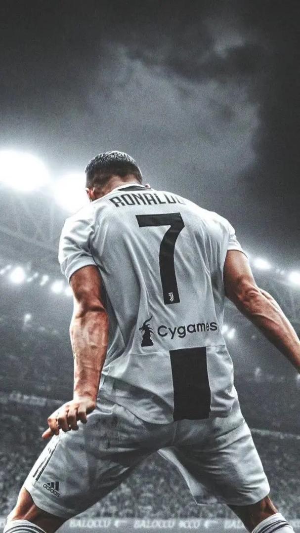 哀悼，切尔西功勋后卫马文-欣顿去世，享年85岁