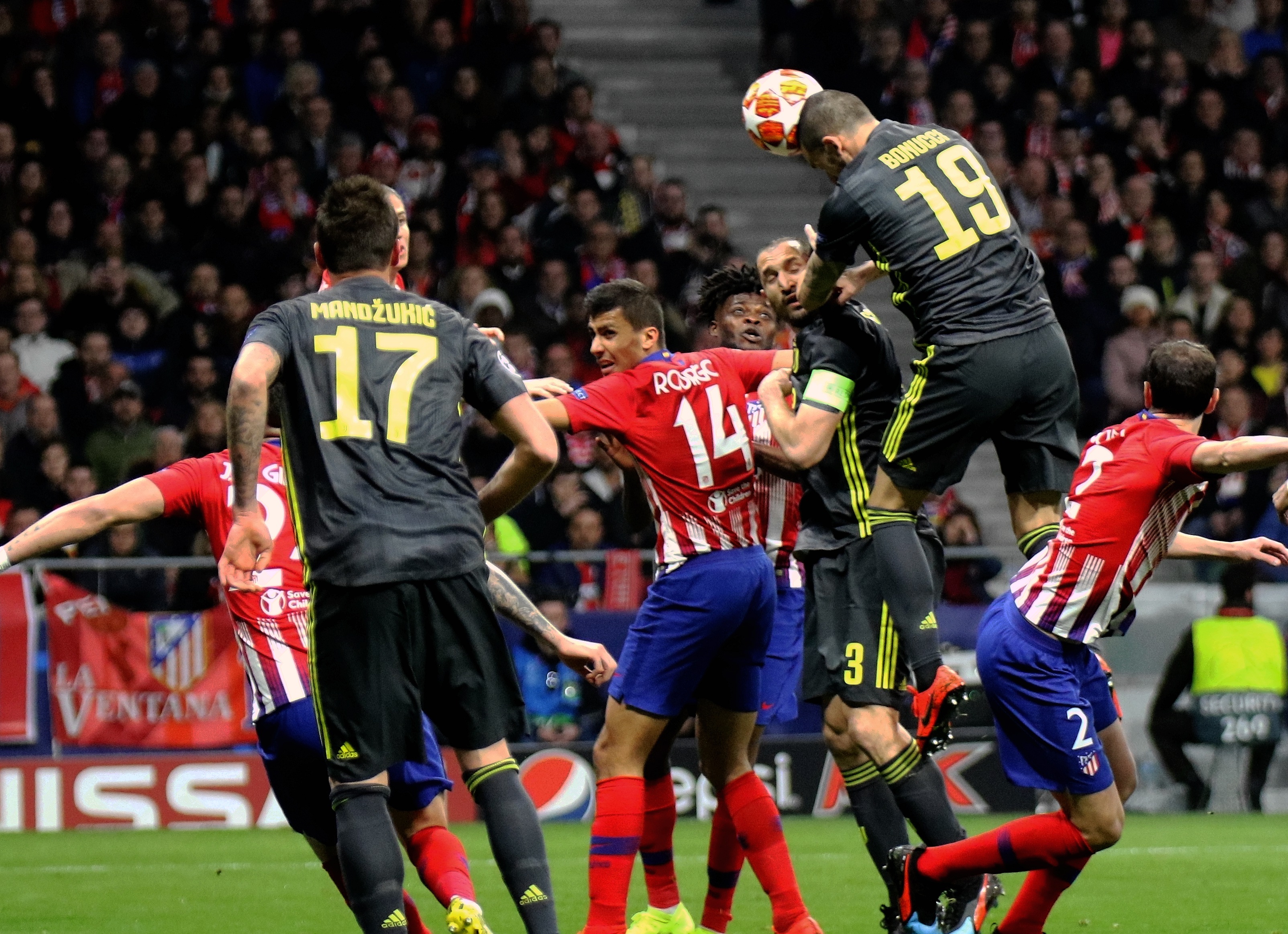 凯恩：英格兰目标是世界杯夺冠，要付出大量努力但令人兴奋