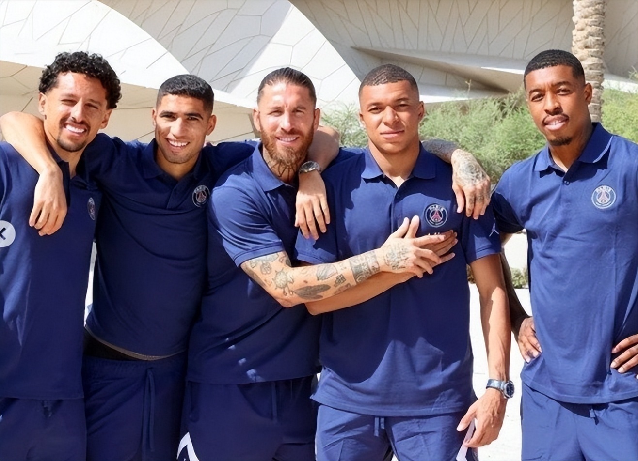 TA：利物浦的埃利奥特需要做出改变，德甲或许是完美之选