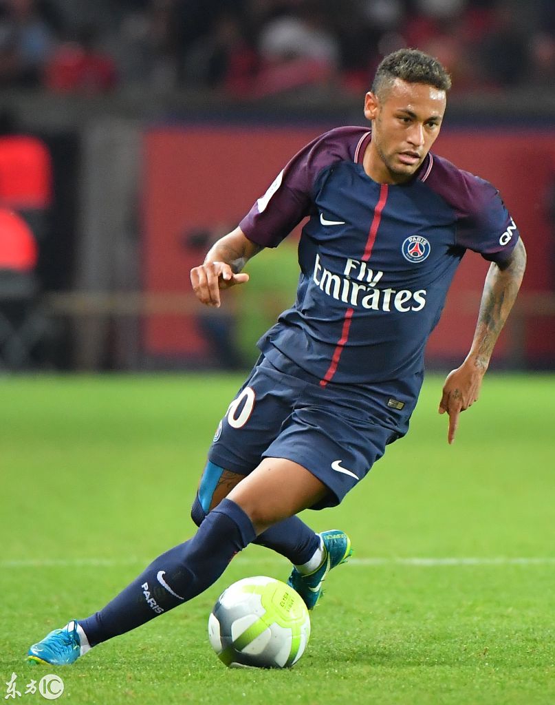 迪乌夫：齐沃经常和我交流帮我提高，高兴自己的机会越来越多