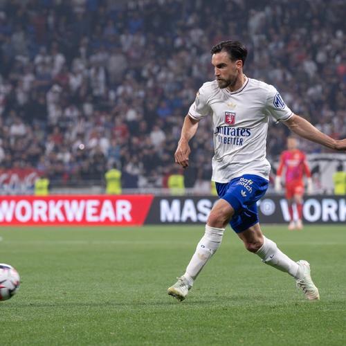 图片报：格雷茨卡大概率不会续约，拜仁已在寻找其替代者